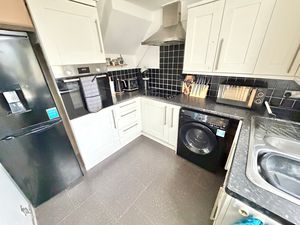 Brook Road Great Sutton